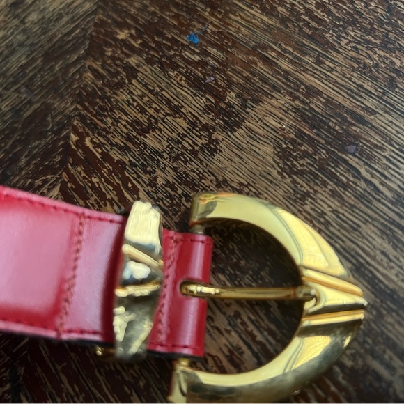 Anne Klein Cream Leather Belt - Picture 2 of 7